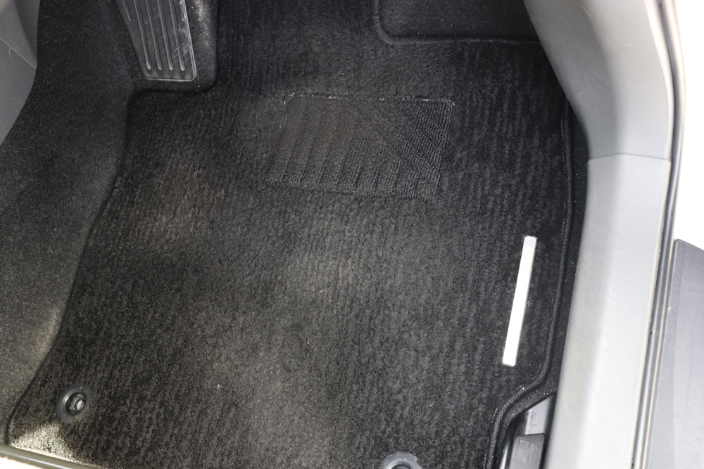 きれいな自動車マット